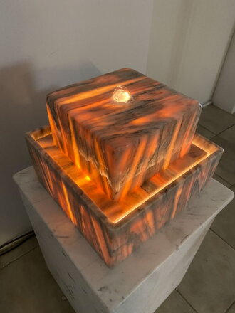 Mramorová Svetelná fontána Marble Shine 22cm Mramorová Svetelná fontána Marble Shine 22cm